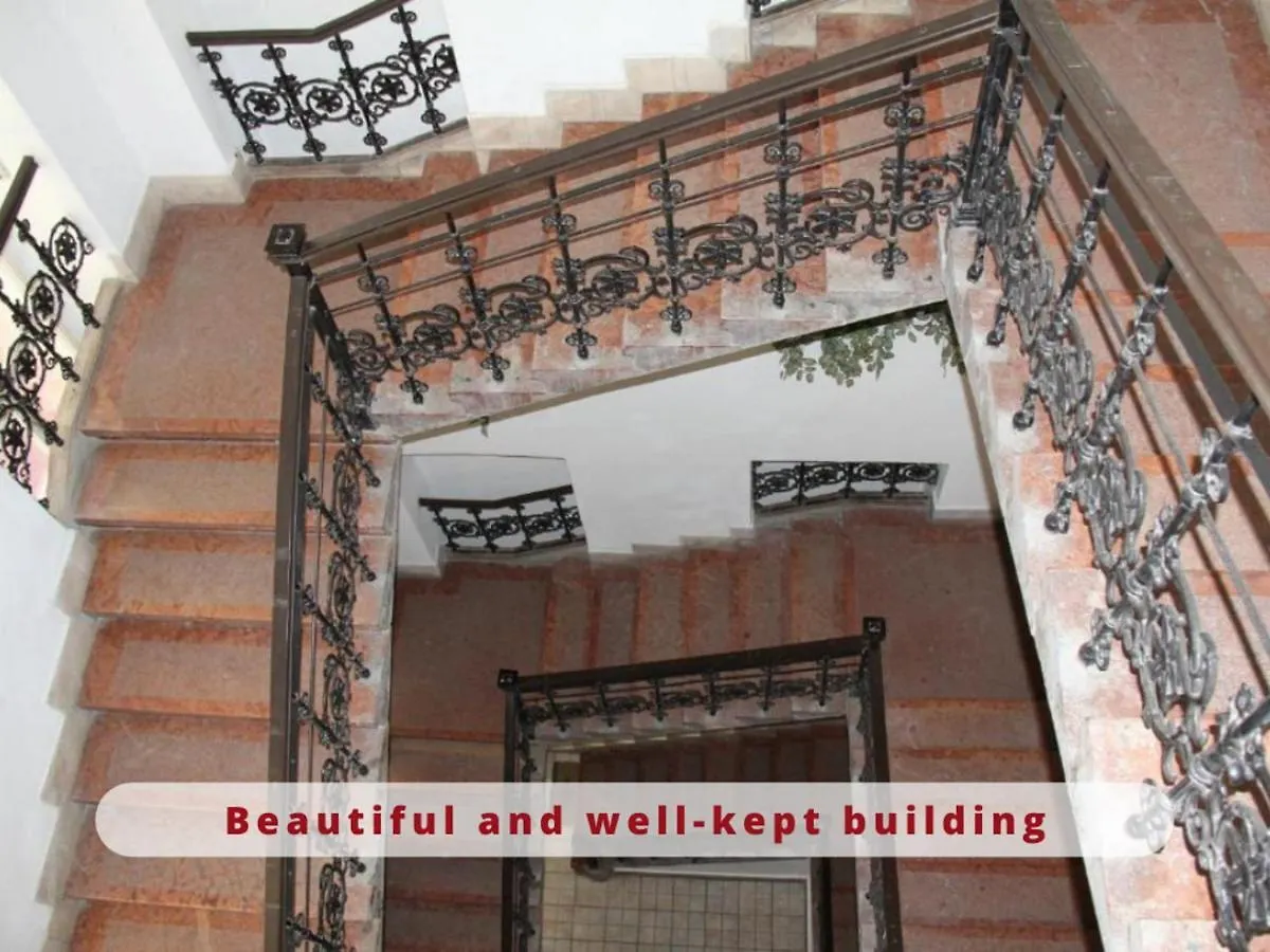Queen Zita Apt 130 M2 Near Chain Bridge Apartment Budapest